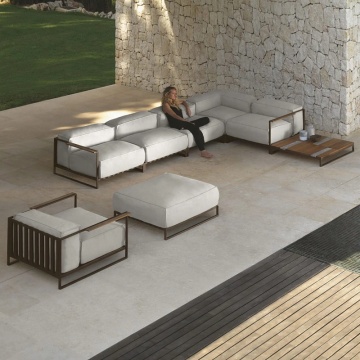 Solid Wood Outdoor Lounge Design Sofa Set for Courtyard and Garden