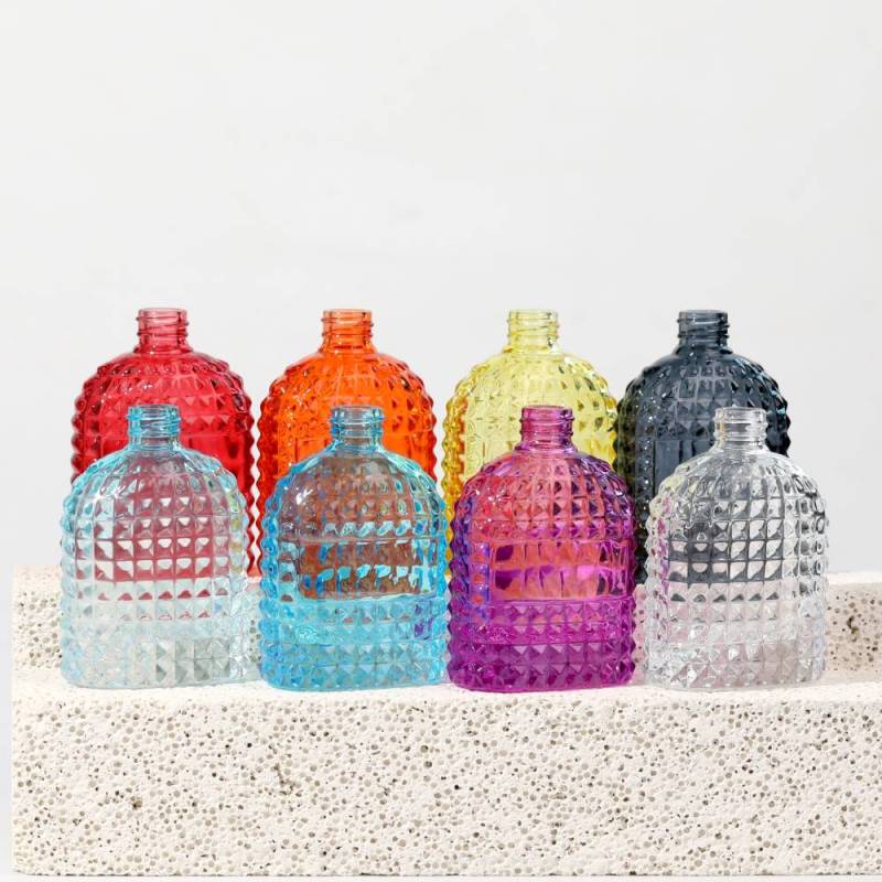 Round transparent glass perfume bottles