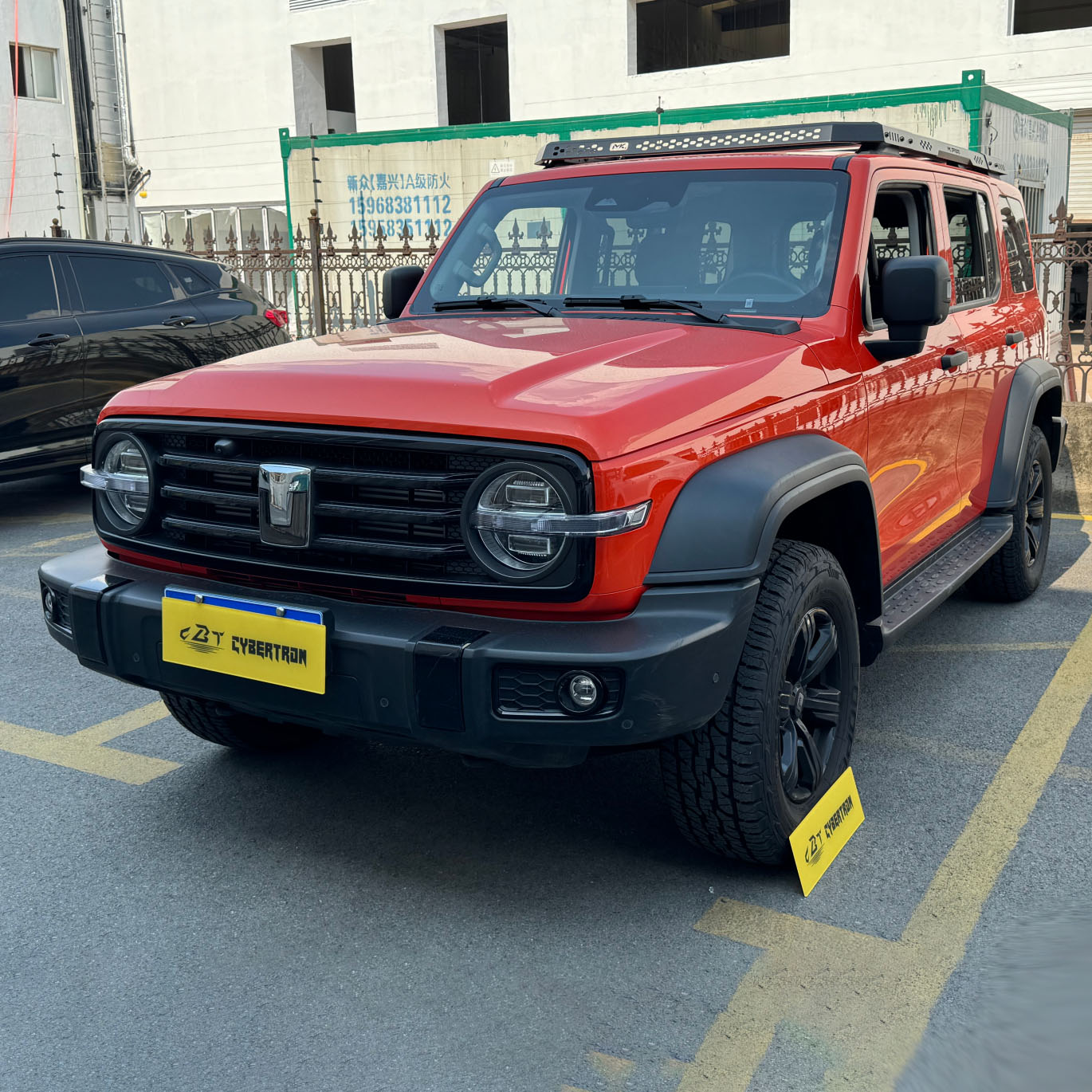 Square box with round headlights