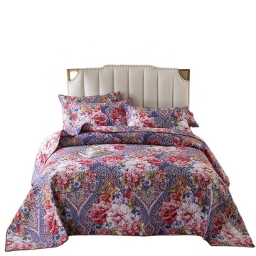 Peach Skin Fabric Microfiber Bedspread: Soft, Quilted Coverlet for All Seasons