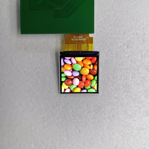 Paparan LCD 1.54 Inci Square