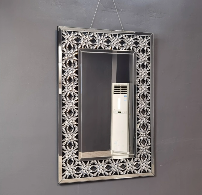 Miroir suspendu décoratif avec design moderne