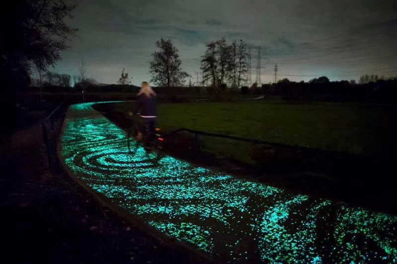 glow in the dark gravel road