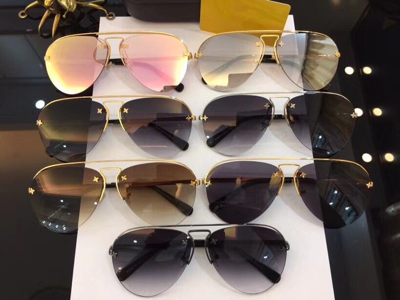 Classic Sunglasses Look