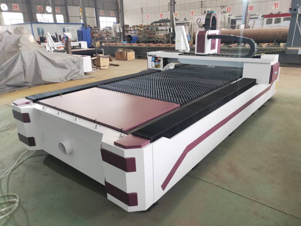 Laser Cutting Machine LF-1530