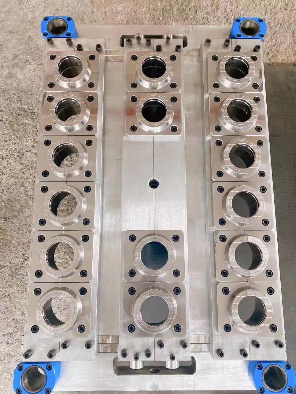 Preform Mold