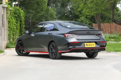 2024 Hyundai Elantra 1.5L CVT GLS: Fuel-Efficient Sedan