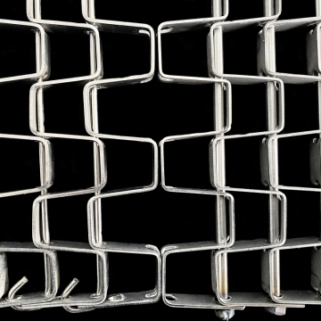 Ss Honeycomb Flat Wire Conveyor Belt for Baking" could be shortened to "Honeycomb Flat Wire Conveyor Belt for Baking" as the title for a search engine. However, if you want it more concise while retaining key information:

"Honeycomb Wire Conveyor Belt fo