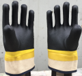 Żółte i czarne rękawiczki z obniżeniem PVC