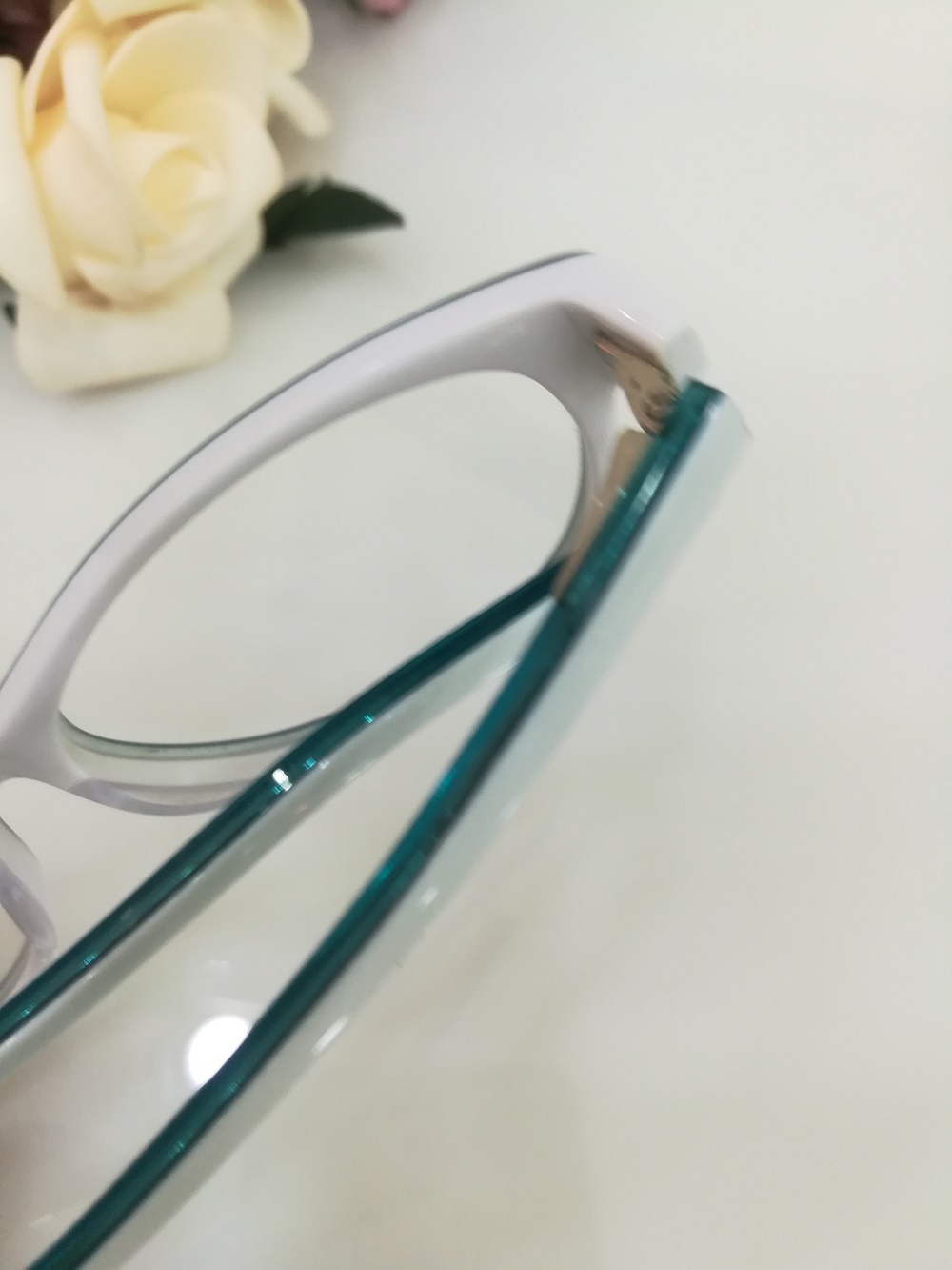 Small Oval Eyeglasses