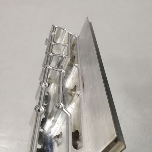 Usine de Foshan usinage CNC pièces en aluminium prototype métallique