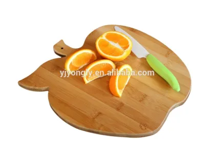 Apple shaped bamboo cutting board