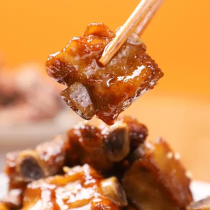 Delicious sweet and sour sauce