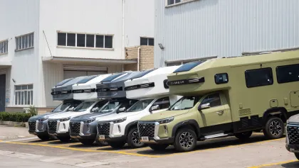 2023 Changan Fengjing 4X4 2.0T 211 HP L4 Family Caravan Touring RV