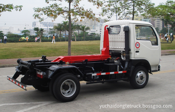 Dongfeng 3Ton detachable garbage truck