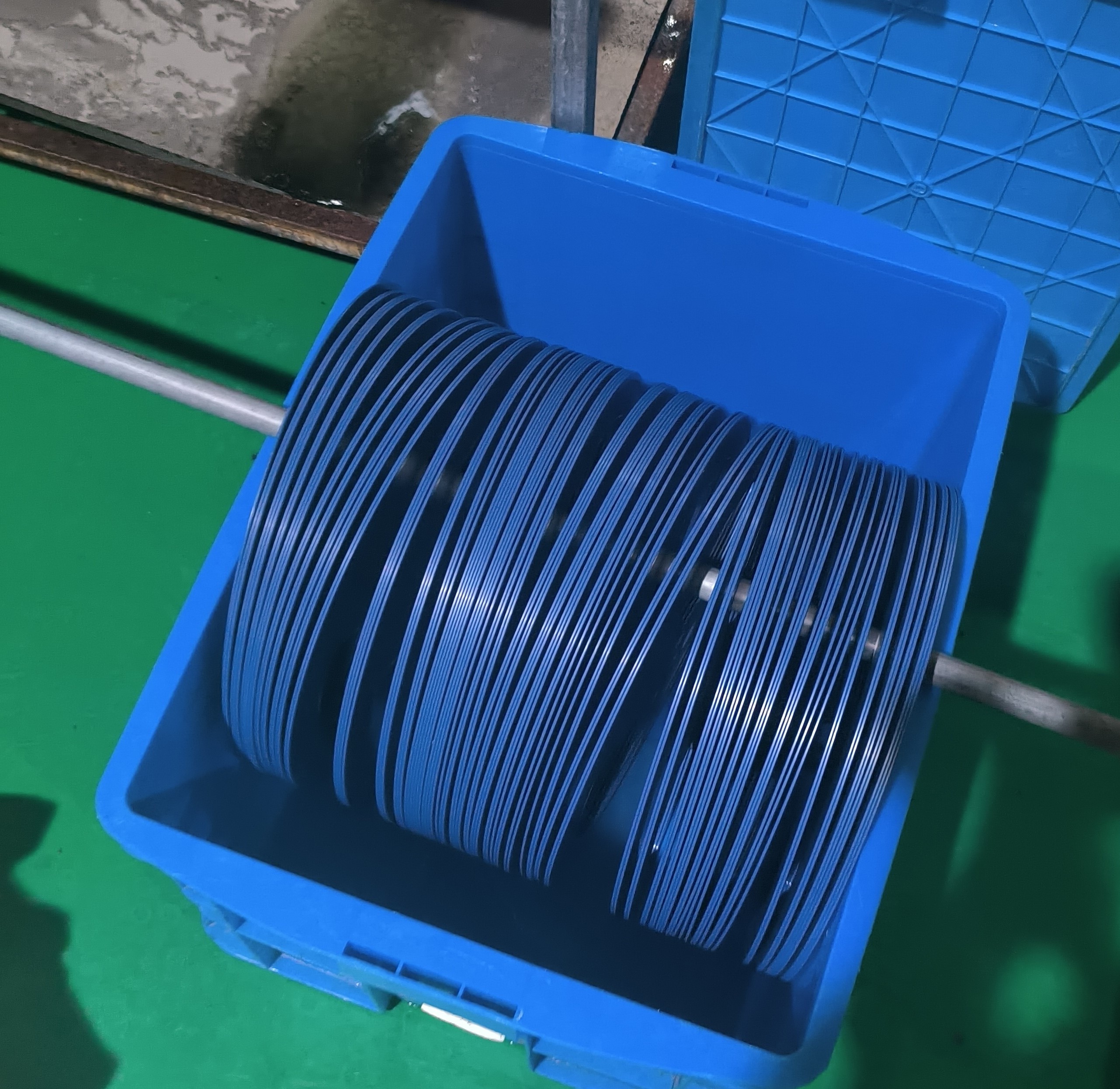 Plastic accessories (2)