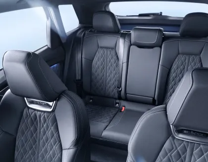 2023 EV 4WD Q 50 E-Tron Electric Car 2WD Q40 E-Tron New Energy Vehicles