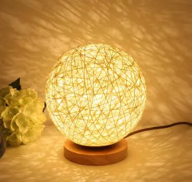 Lovely rope ball table lamp