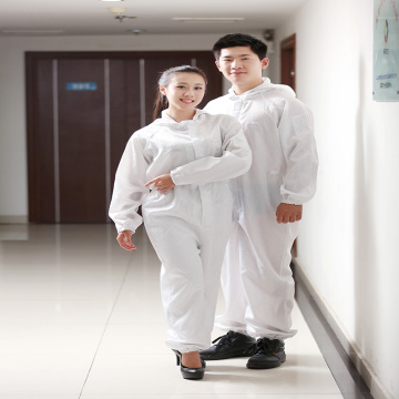 Vestidos de isolamento de tecido branco para produção química