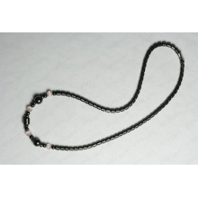 Collier hématite