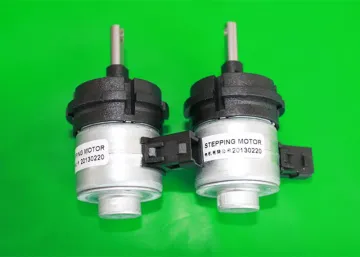 28mm PM Stepper Motor with Captive Shaft