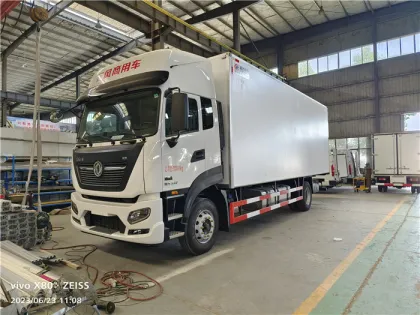 10ton Dongfeng Refrigerated Freezer Truck