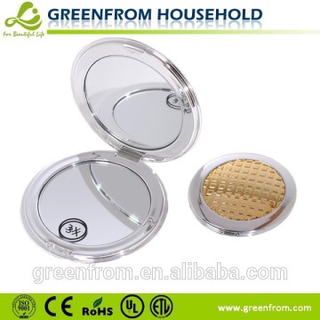 Flexible Handheld Magnified Mirror