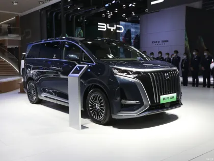 Denza D9 EV: New Energy 4x4 Electric Car