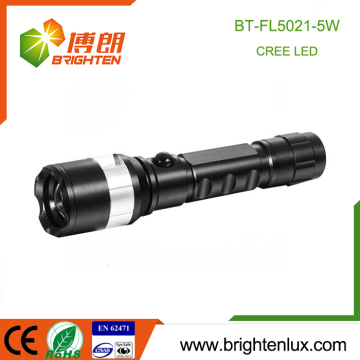 Fabrik Großhandel 1*18650 wiederaufladbarer batteriebetriebener Zoom 5W Starke leichte Notfall 3,7 V wiederaufladbare LED-Taschenlampe