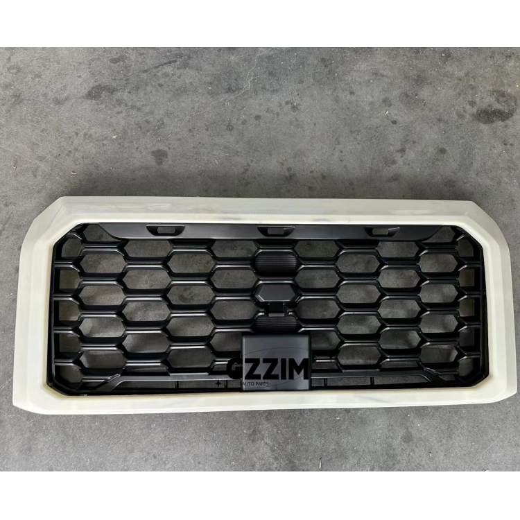 Triton L200 2024 Grille (1)