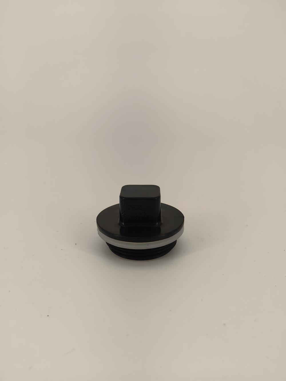 ABS FITTING 1.5 inch CLEANOUT ADAPTER WITH PLUG