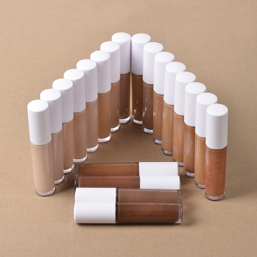 Feuchtigkeitsfeuchter flüssiger Concealer von Satin-Finish