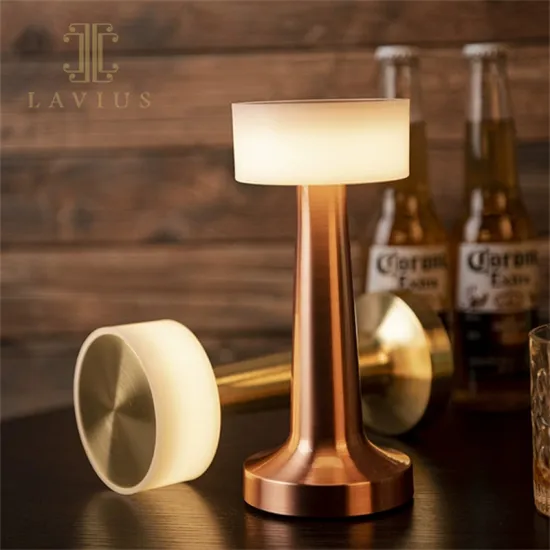 Creative Metal Led Charging Table Lamp for Bar