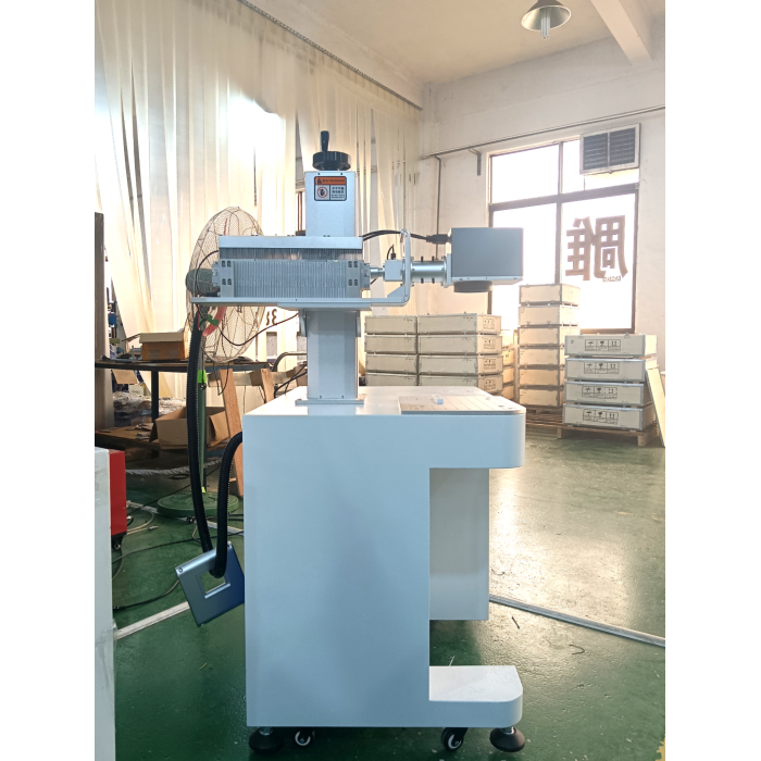 Машина с лазерной маркировкой CO2