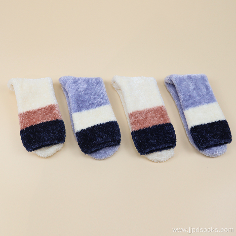 Wholesale popular chenille cosy socks