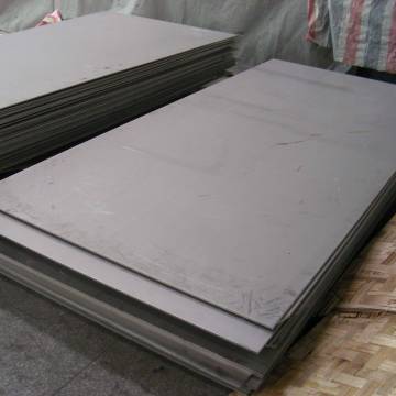 Titanium plate and titanium steel