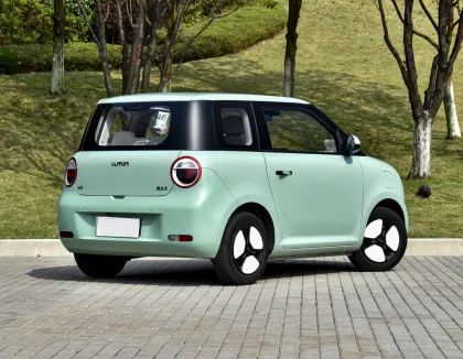 2024 Changan Lumin Electric Tricycle: New Energy Vehicle from Changan Carro" 

However, considering common SEO practices and title length, I would suggest:

"2024 Changan Lumin Electric Tricycle - New Energy Vehicle