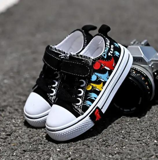 New Design Skateboard Shoes: Anti-Slip, Hard-Wearing Canvas Shoes for Boys and Girls