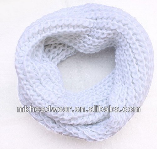 100% acrylic white lady winter knitting snood&scarf