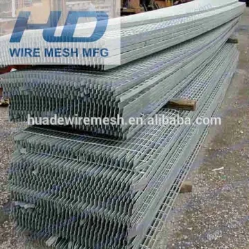 Hot-dipped Galvanized serrated steel bar gratings