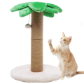 Kucing Kecil menggaru Posts Kitty Coconut Tree