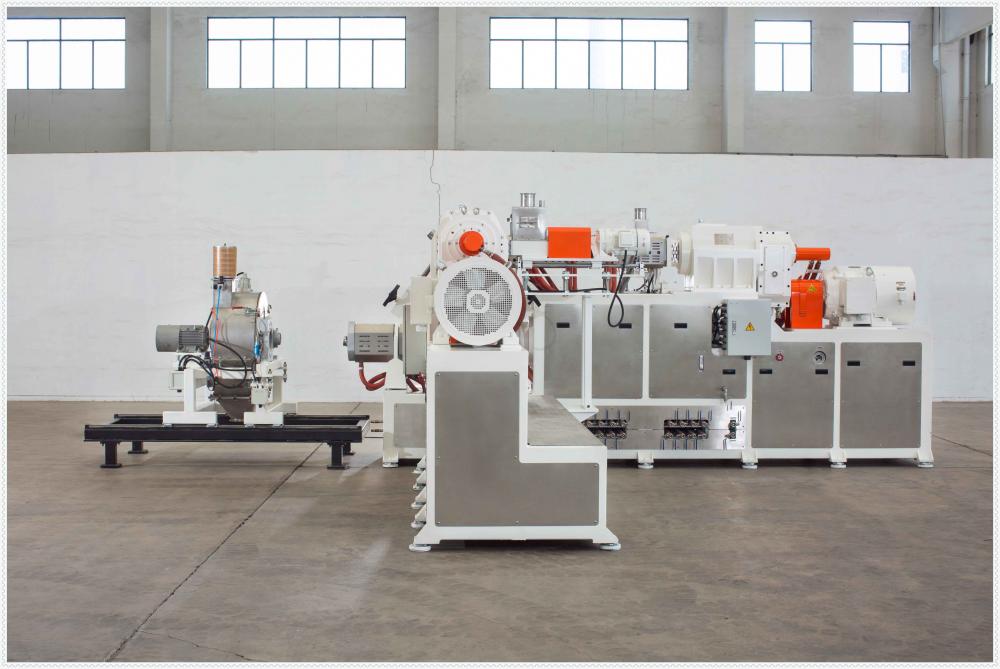 Low Price PVC Hot Cutting Plastic Granulating Machine