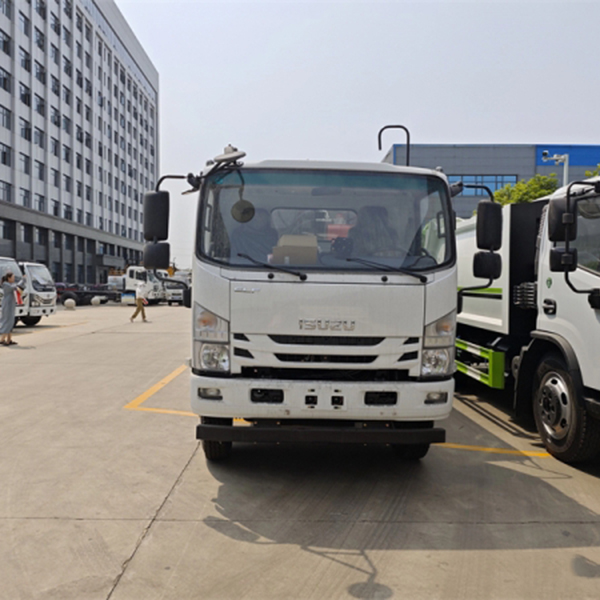 Reliable ISUZU 4x2 Chassis 14cbm Garbage Compaction Vehicle