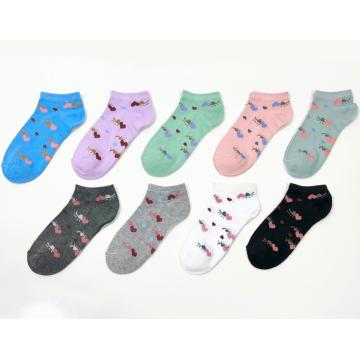 Colored polka dot casual socks