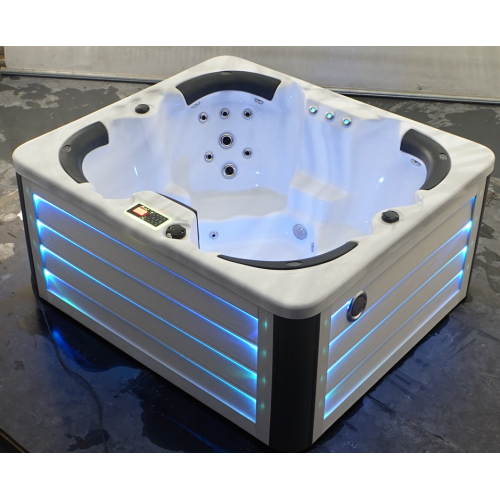 New Design High Quality Acylic Hot Tub Spa