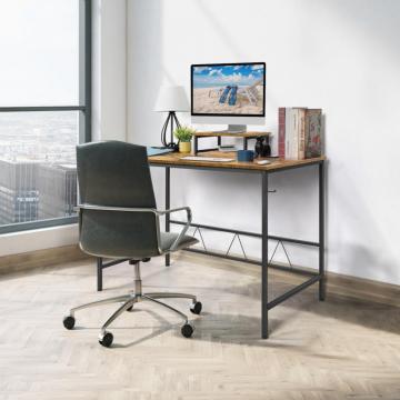 Bureau d&#39;ordinateur de bureau à domicile avec support de moniteur