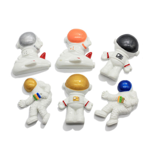 Hot Selling Flatback Astronauts Resin Spaceman Figurines Cabochons for Bracelet Necklace Earrings Hair Clips Making