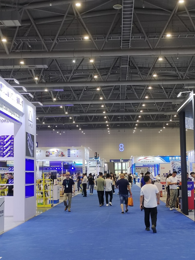 Yuxiang Remancoufaturing leuchtet auf der China China Hangzhou International Automotive Industry Chain Expo Yuxiang Remanufacturing Shines at the 2024 China Hangzhou International Automotive Industry Chain Expo
