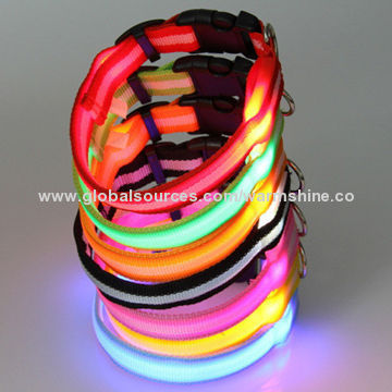 LED Collars for Pet Dogs, Made of Nylon and LED, 2*CR2032 BatteriesNew