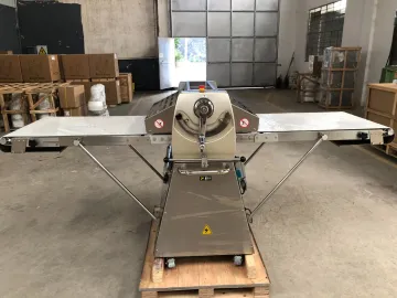 220V Pastry Roller Reversible Laminadora De Masa Fondant Small Cheap Bread Croissant Dough Sheeter Machine in Philippines